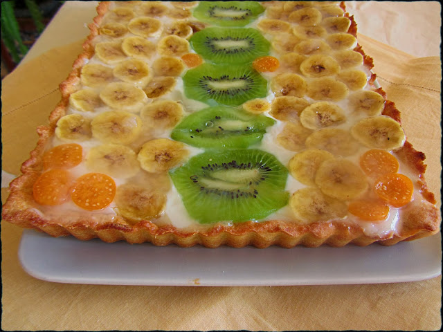 Tarta de frutas y crema pastelera