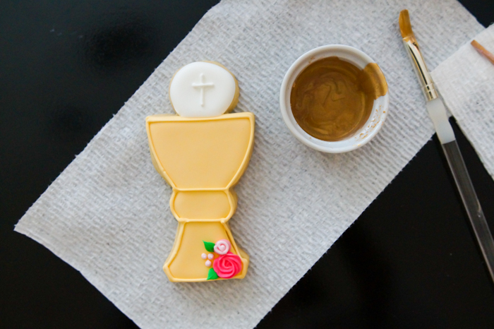 First Communion Cookies for a Girl, applying luster dust