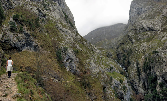 Bulnes - Asturias, Excursiones-España (5)