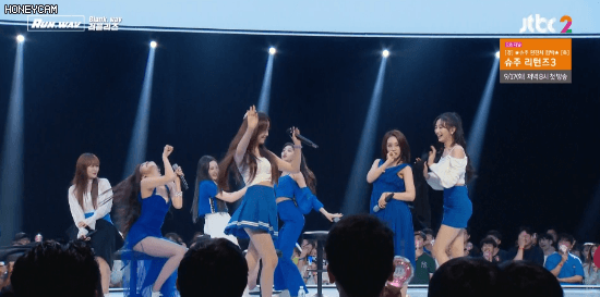 본인들이 섹시인지 큐티인지에 대해서 진지한 토론을 나누는 러블리즈.jpgif | 인스티즈