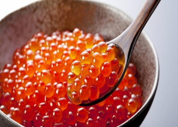 Benefits and damage of caviar