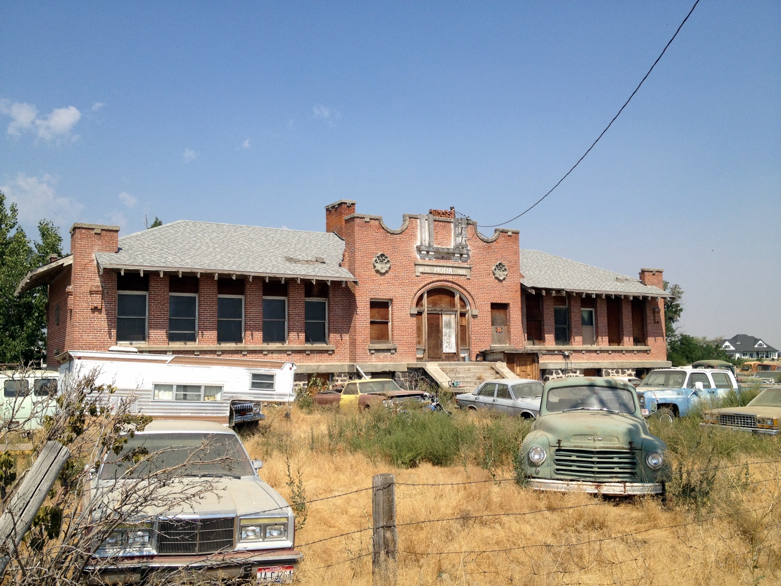 What Am I Doing? Kuna History The Mora School