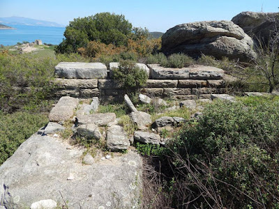 Ο λοφος της Οισυμης και ο ναος της Θεας Αθηνας