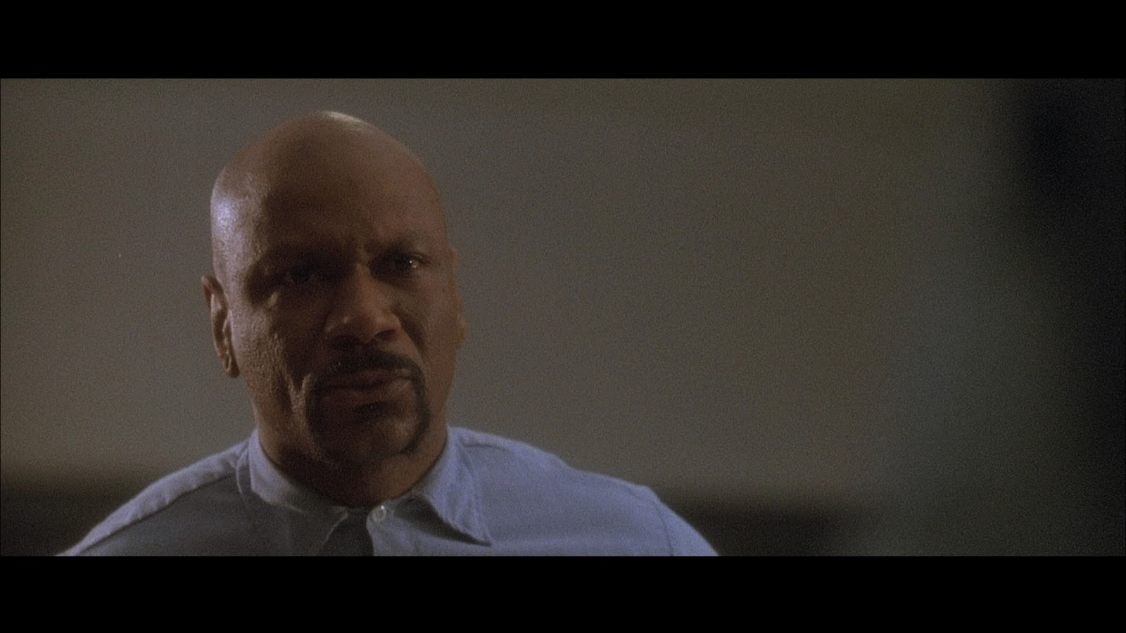 Invicto+%282002%29+1080p+BDRemux+Latino+-+Ingles+-+Descargatepelis.com.mkv_snapshot_00.35.13.343.jpg (1600×900)