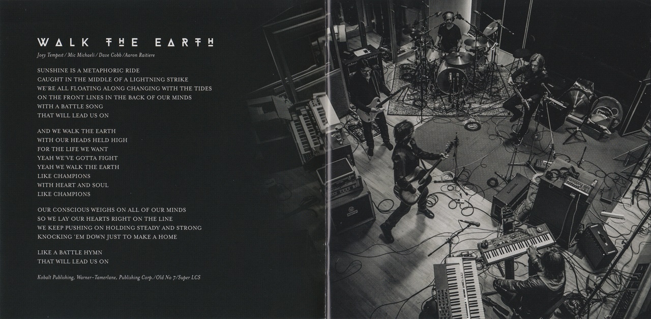 Europe walk the earth