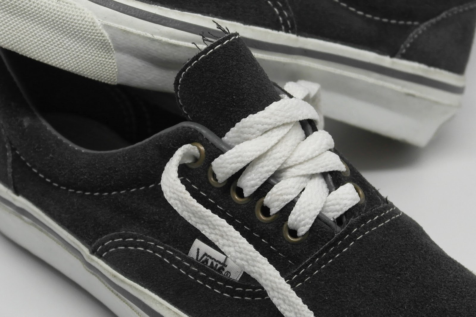 theothersideofthepillow: vintage VANS style #95 ERA charcoal suede MADE ...