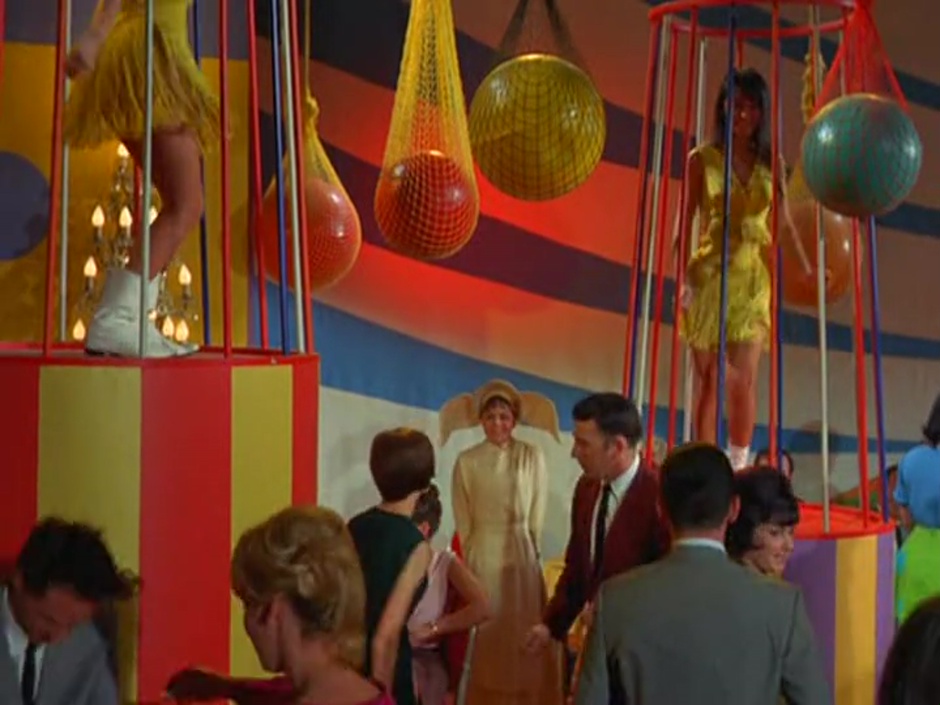 A NOVIÇA VOADORA - SÉRIE COMPLETA (ÁUDIO ORIGINAL INGLÊS/DVD-RIP) – 1967/1970 Vlcsnap-00009