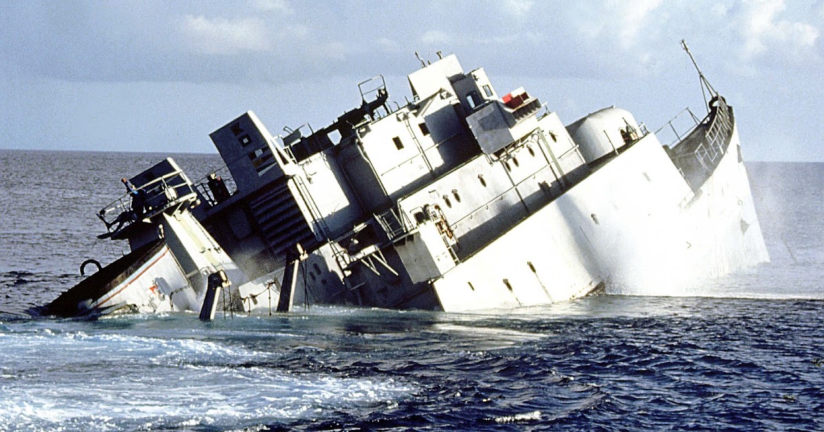 Hatteras Nudist - Diving the Tibbets, err the Russian Destroyer, err the Koni II class  anti-submarine frigate