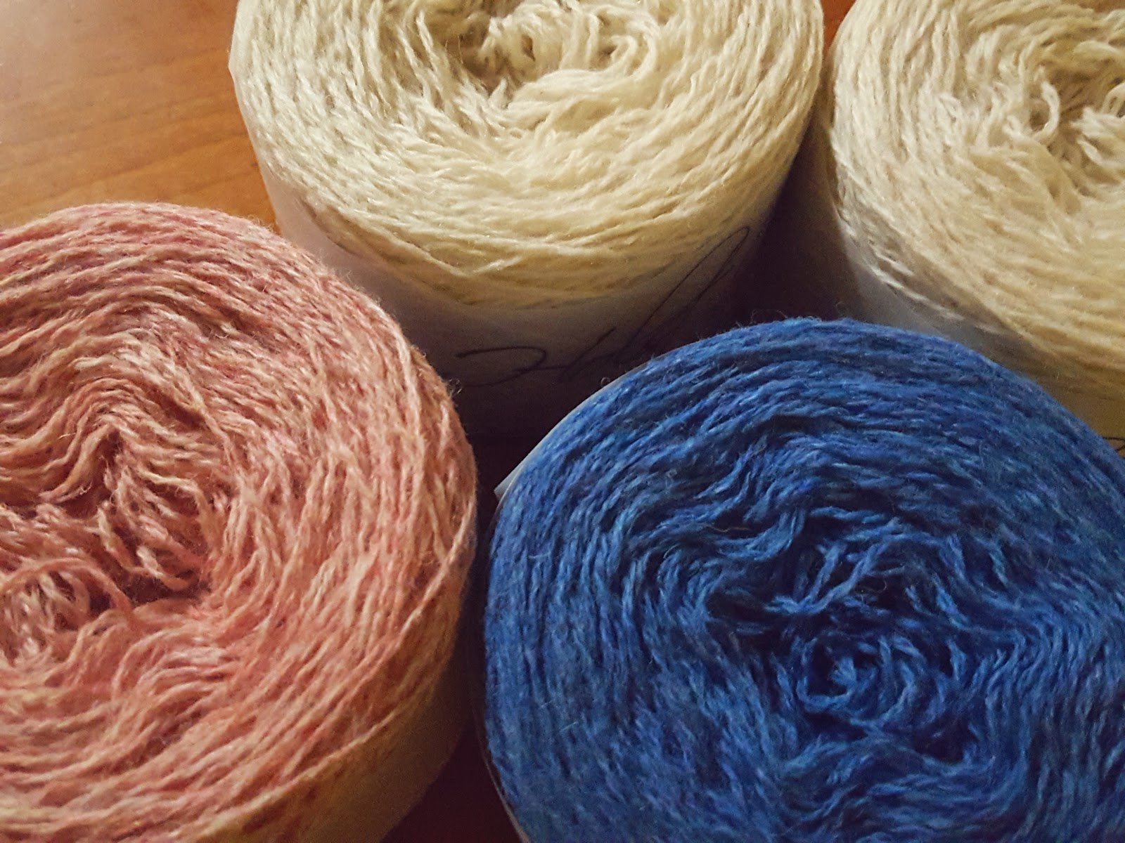 Slow knitting: BOのために到着した毛糸 ～Holst Garn～