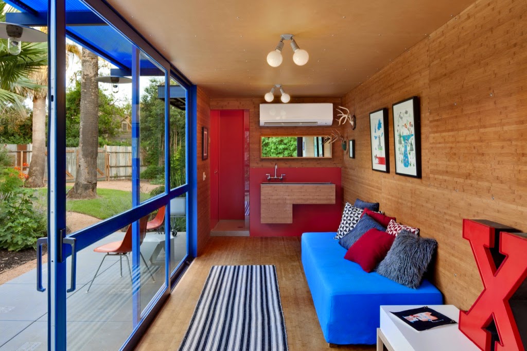 Container Guest House By Poteet Architects