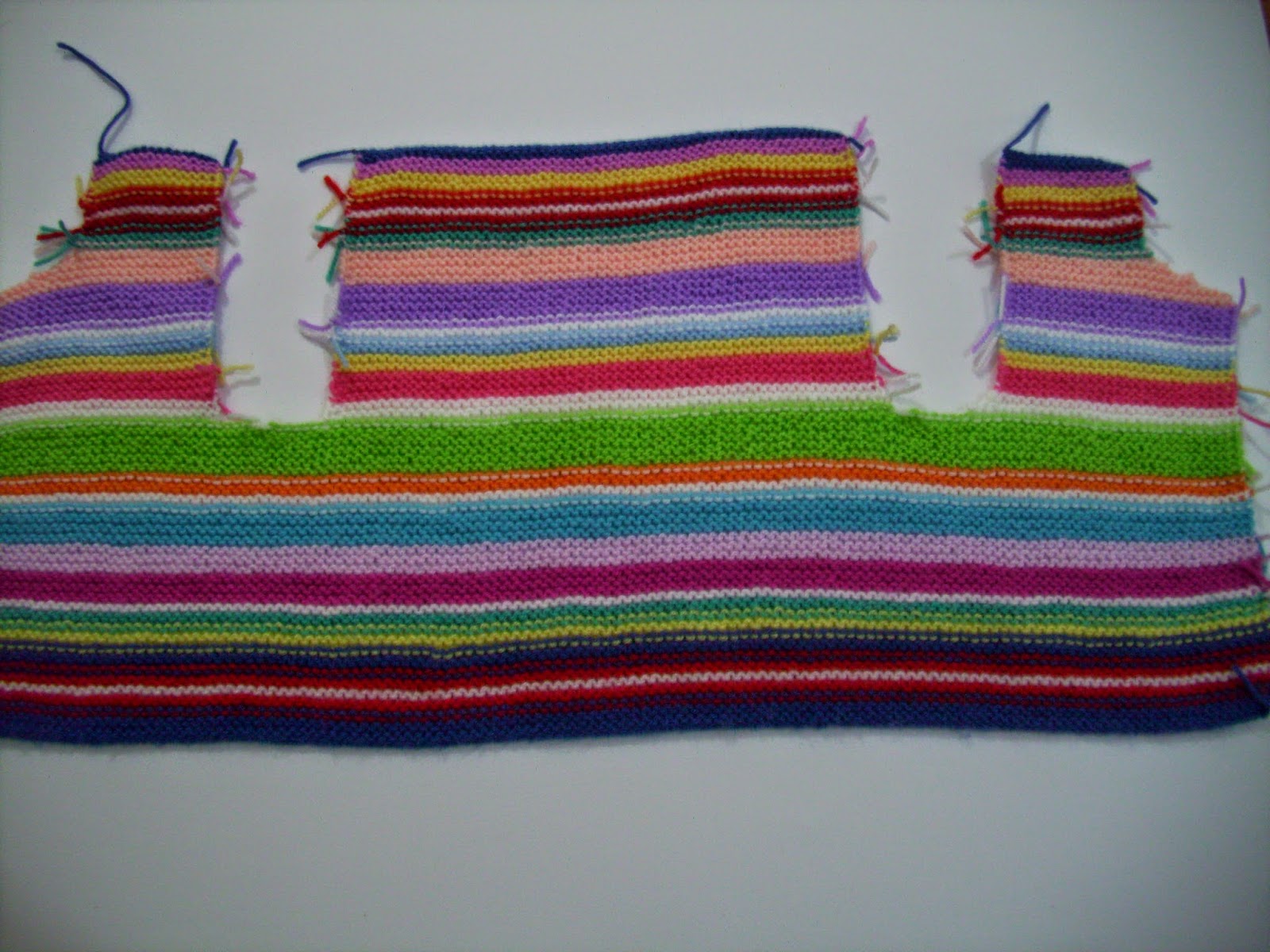 Türlü Çeşitli Haroşa Bebek Yeleği Yapılışı