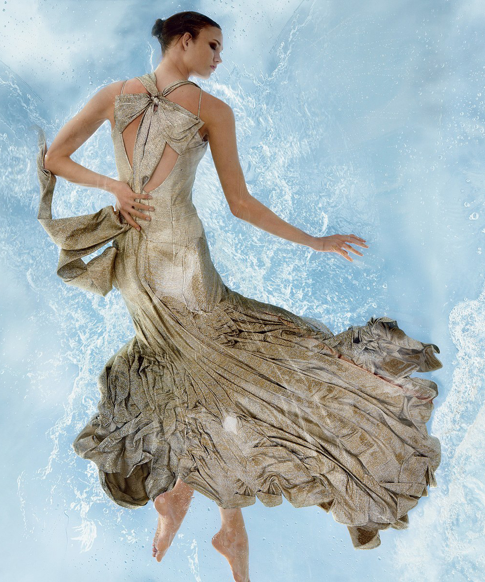 39 Lolas: Karlie Kloss by Annie Leibovitz for Vogue US June 2012