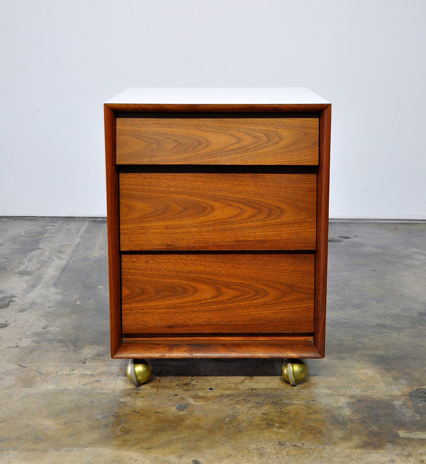 SELECT MODERN Mid Century Rolling Bar Cart, Nightstand or Side Table