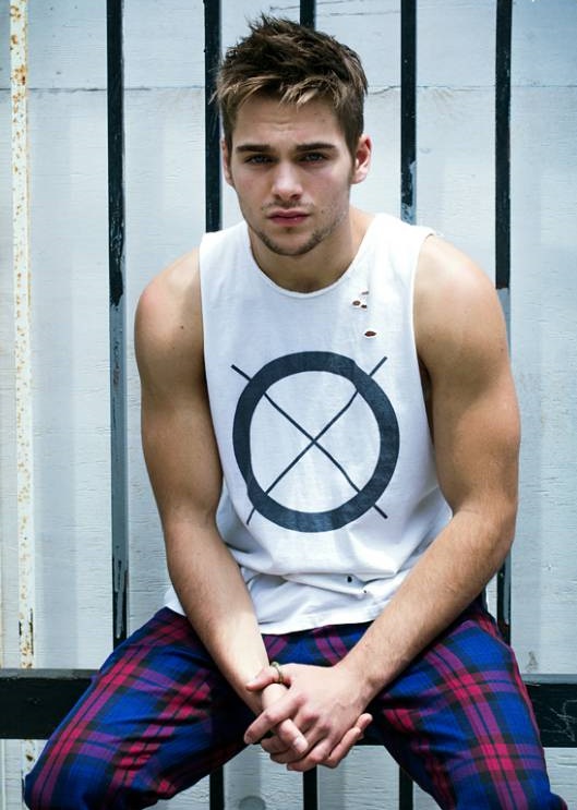VJBrendan.com: Happy 18th Birthday to Dylan Sprayberry