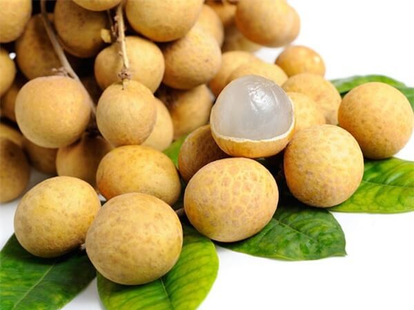 longan-fruit-uses-beauty