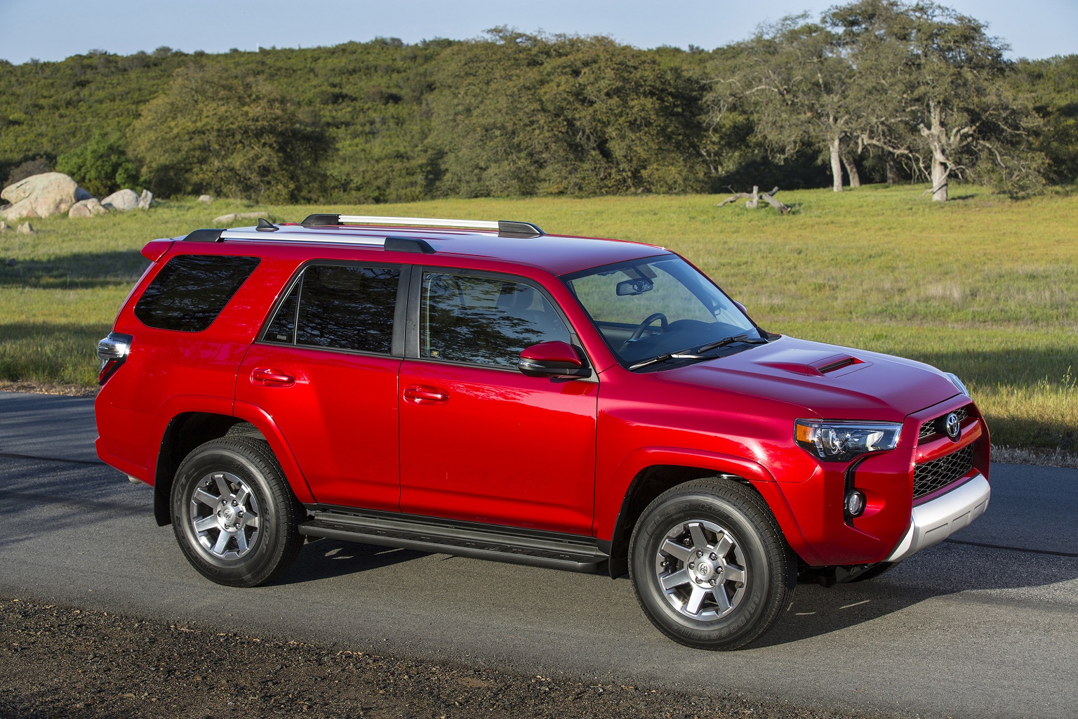 AutoMonthly, we got all the news of the auto industry, including trucks, bikes and buses