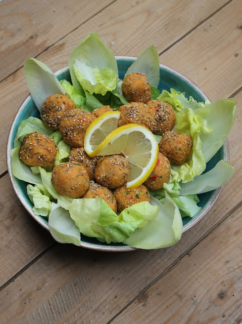 Mercimek Köftesi - Rote Linsen-Bulgur-Bällchen