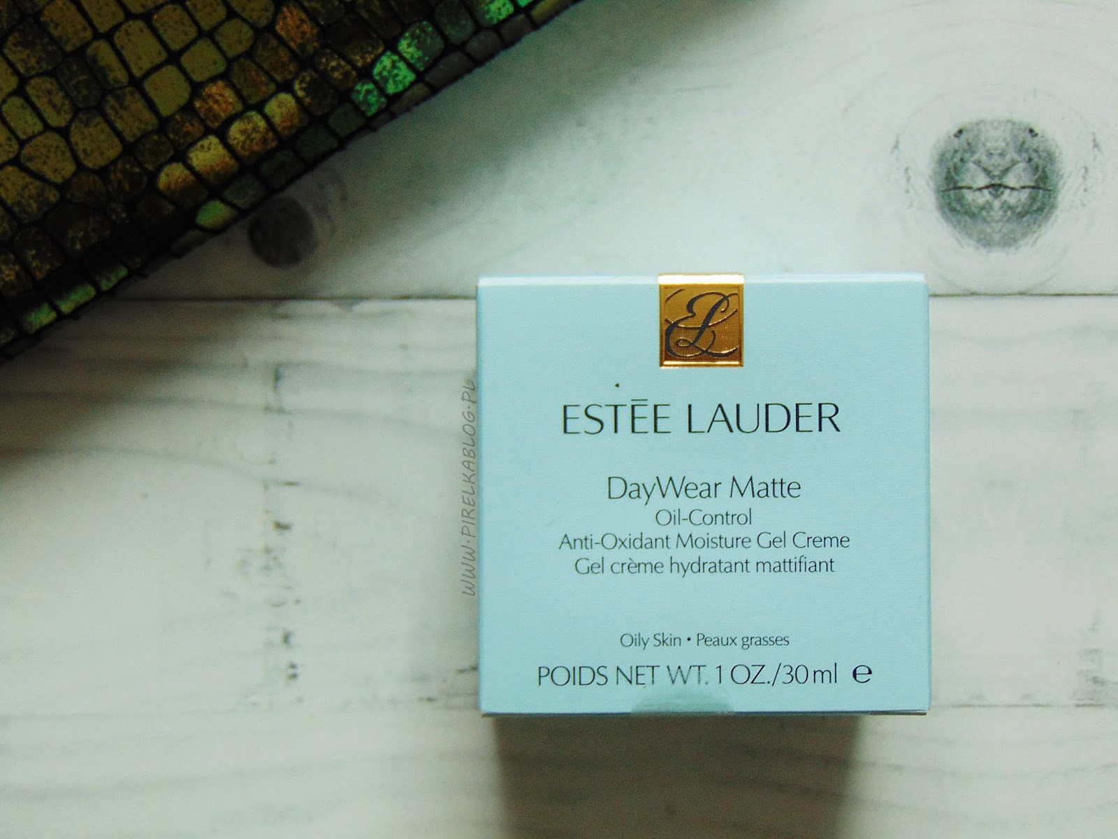 Estee Lauder DayWear Matte cream - krem do cery tłustej kontrolujący wydzielanie sebum