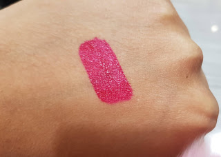 Jouer liquid lipstick in Fraise Bonbon