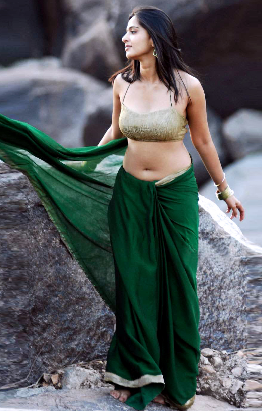 Beauty Galore Hd Anushka Shetty Hot Navel In Green Sari