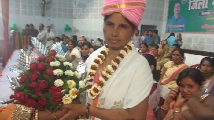 शकुन्तला प्रजापति को पुनः राष्ट्रीय जनता दल के प्रदेश महासचिव बनने पर, लालु यादव ने दी शुभकामना।।