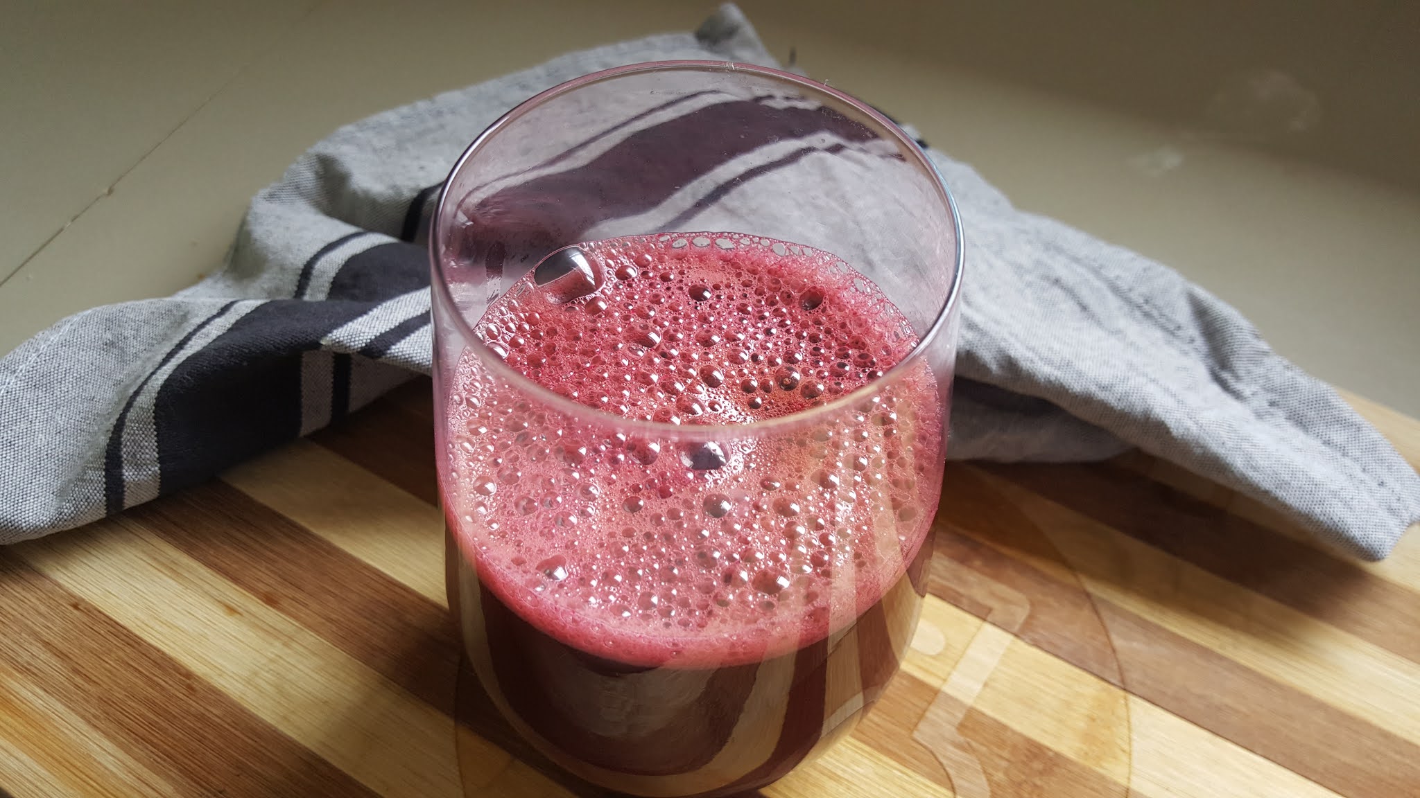 Beet Root Green Apple Kale and Ginger Detox Juice A Healthy Delight