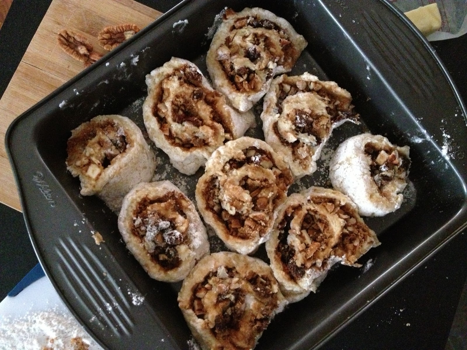 Whisking Through Life: Pecan Cinnamon Raisin Sticky Buns