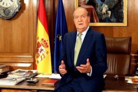 بسبب الفضيحة المالية...الملك خوان كارلوس الأول يعلن مغادرة إسبانيا للعيش في بلد اخر 