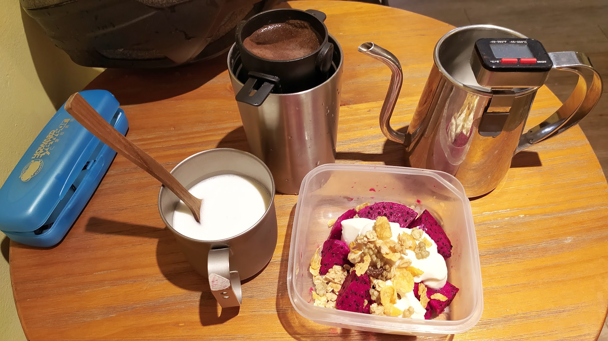 粉圓妹「居無定所」旅行生活的一日起居