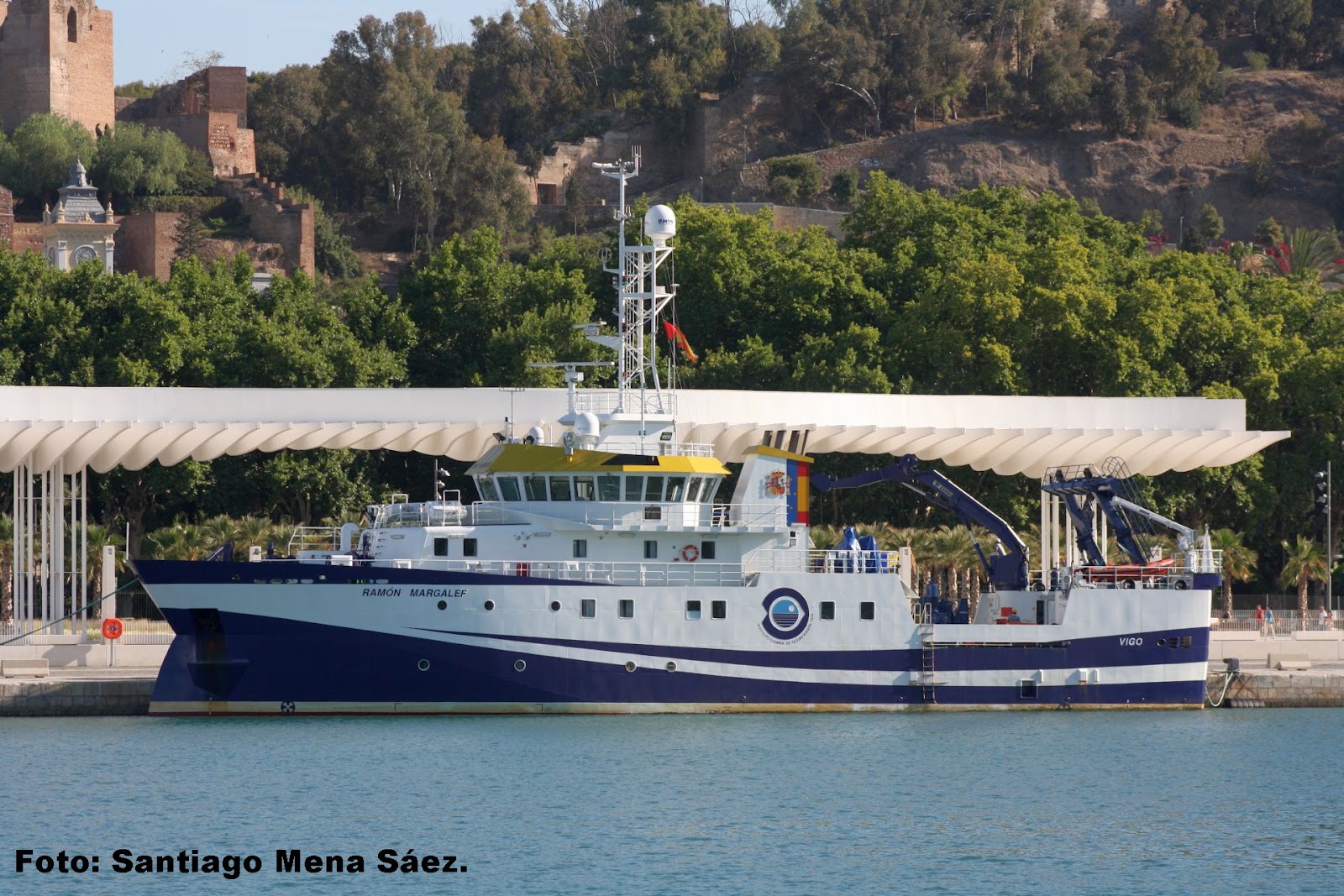 Barcos en Málaga: Primera escala en Málaga del buque Ramón Margalef.