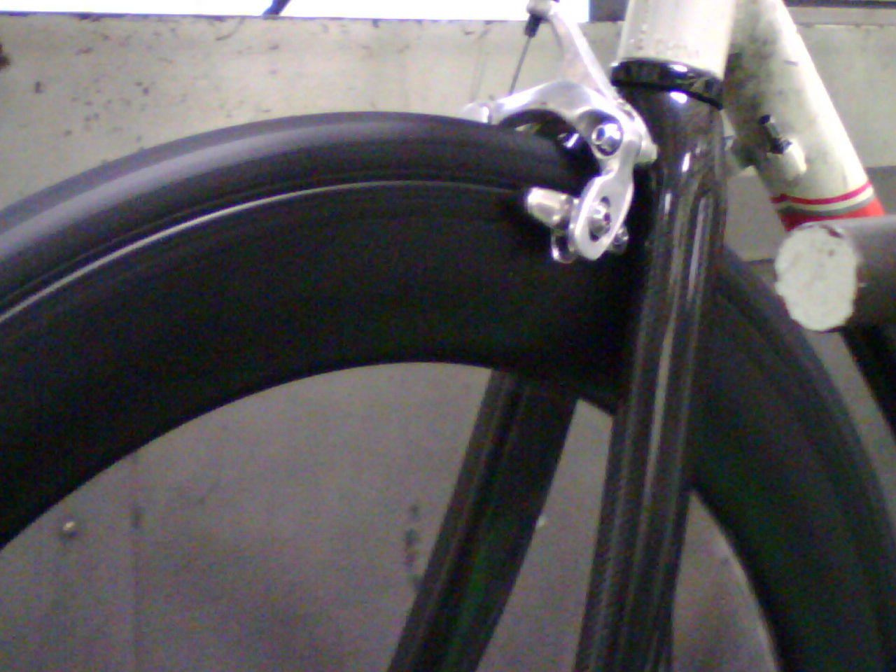 carbon clincher