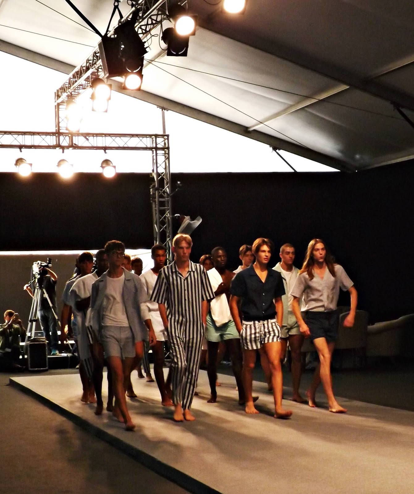 Fox Haus SS 2017 Fashion Show