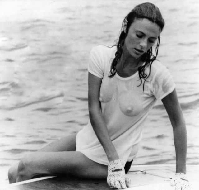 Jacqueline bisset breasts