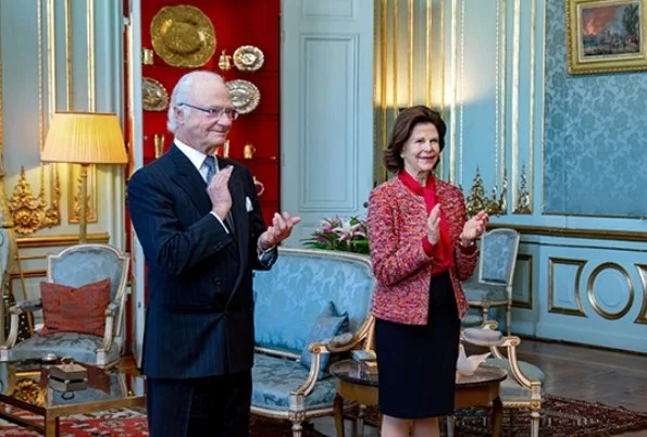 Queen Silvia attended the medal ceremony at Royal Palace