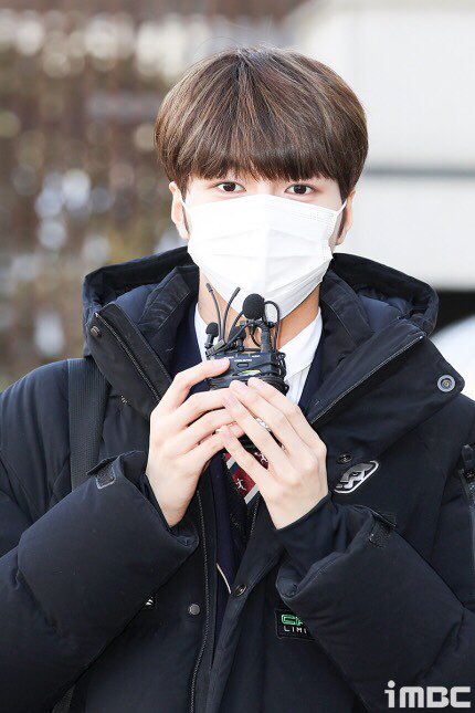 공식적인 교복이 어제가 마지막이었던 드리핀 차준호 | 인스티즈