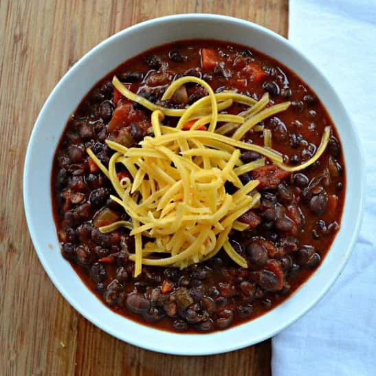 Chipotle Black Beans recipe are an easy healthy meal is a healthy low calorie meal served on it's own or great served as a side from Serena Bakes Simply From Scratch.