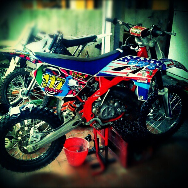 Gambar Motor Moge & Jadul Di Modifikasi Terbaru Dan Hasilnya Keren Gambar Motor Moge & Jadul Di Modifikasi Terbaru Dan Hasilnya Keren