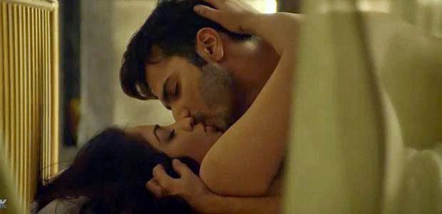 Yami Gautam Lip Lock Romance Scene With Varun Dhawan From Badlapur Movies Ritzystar The perfect cuddling yamigautam suriliegautam animated gif for your conversation. yami gautam lip lock romance scene with