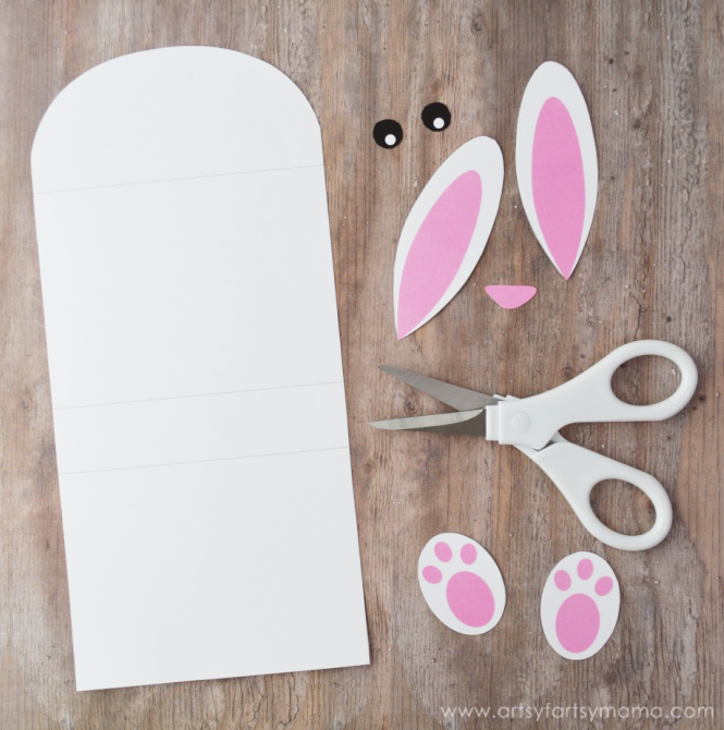 Free Printable Easter Bunny Treat Bags at artsyfartsymama.com