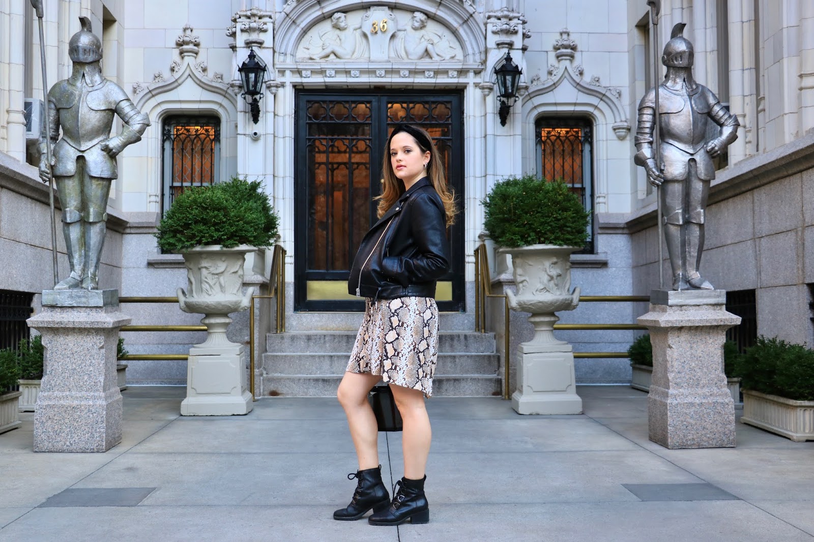 Nyc fashion blogger Kathleen Harper's photo shoot in Gramercy Park.