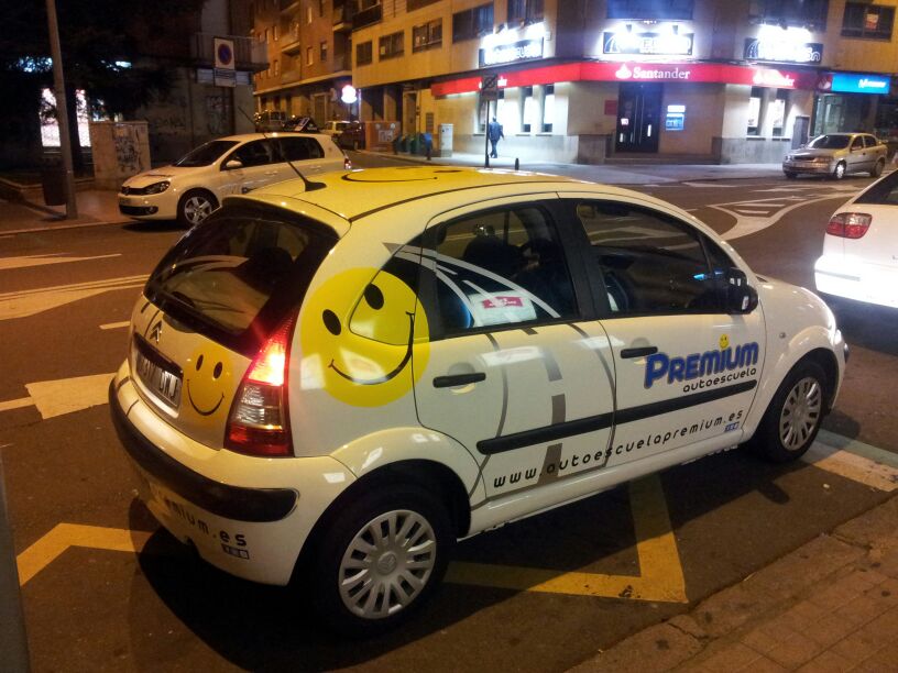 AUTOESCUELA PREMIUM en Salamanca y Santa Marta de Tormes Os deseamos
