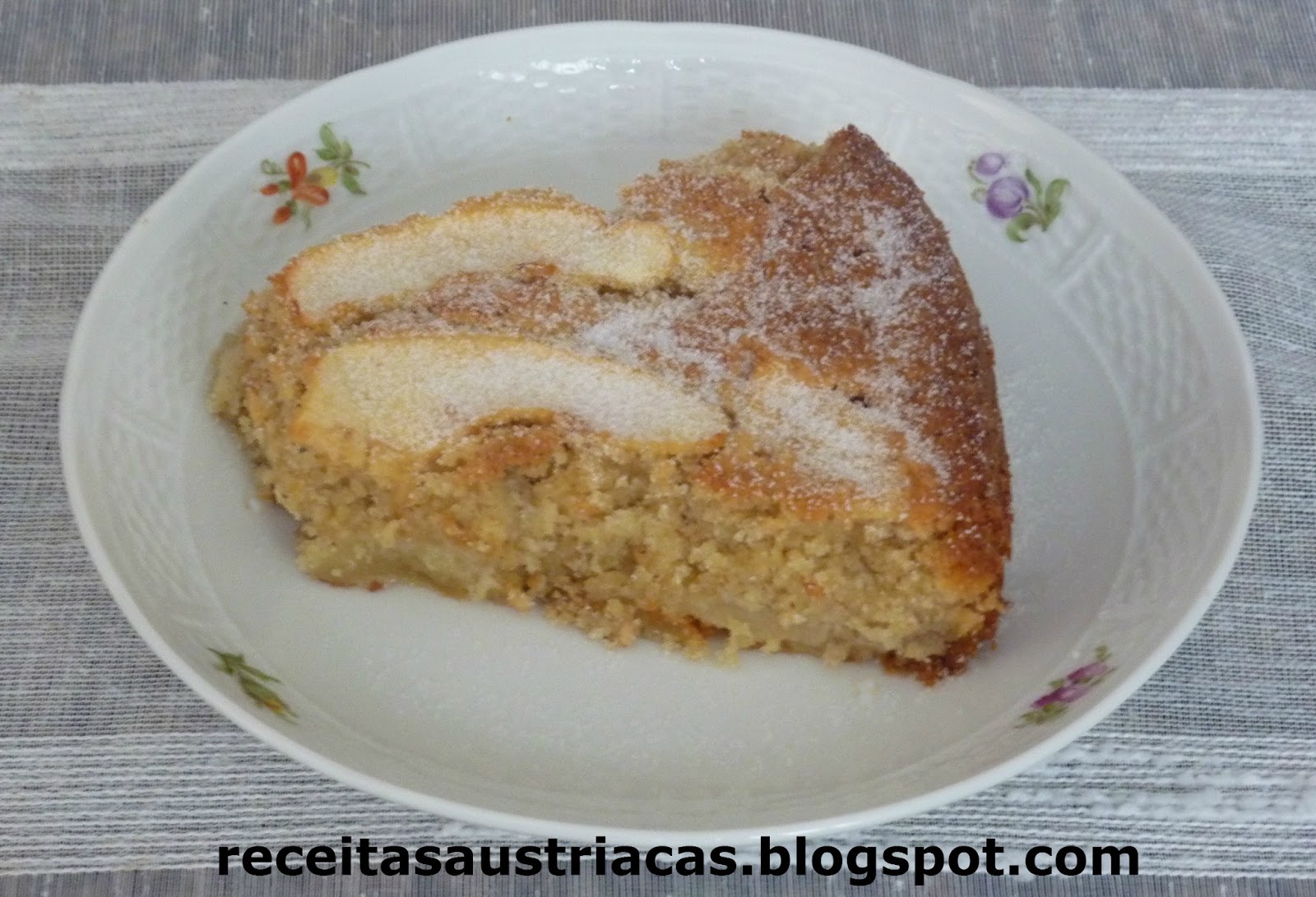 RECEITAS AUSTRÍACAS E ALEMÃS - DOCES: BOLO DE MAÇÃ COM AVEIA ... RECEITAS AUSTRÍACAS E ALEMÃS - DOCES: BOLO DE MAÇÃ COM AVEIA ...