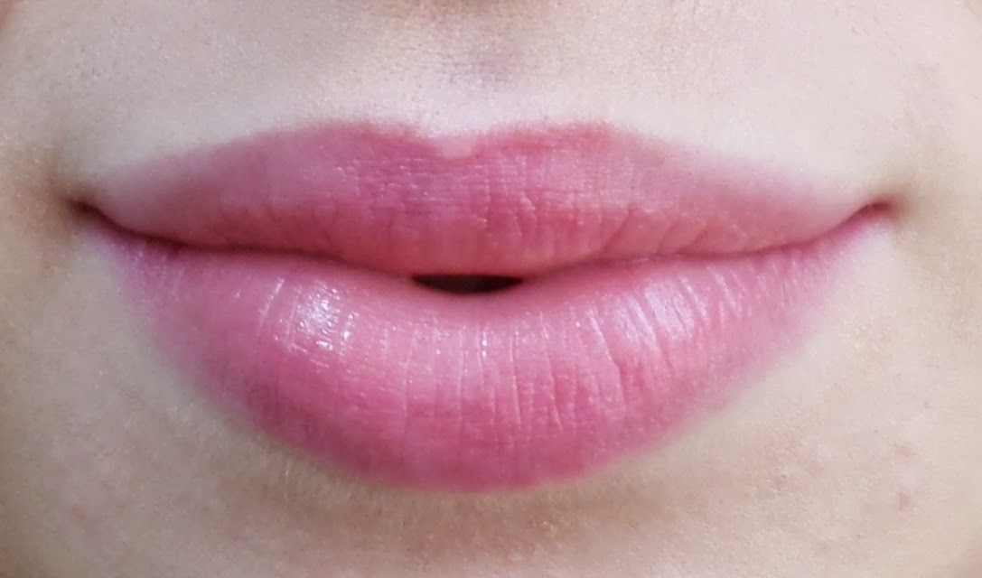 Miners Cosmetics Strawberry Tin o' Tint Tinted Lip Balm on my lips