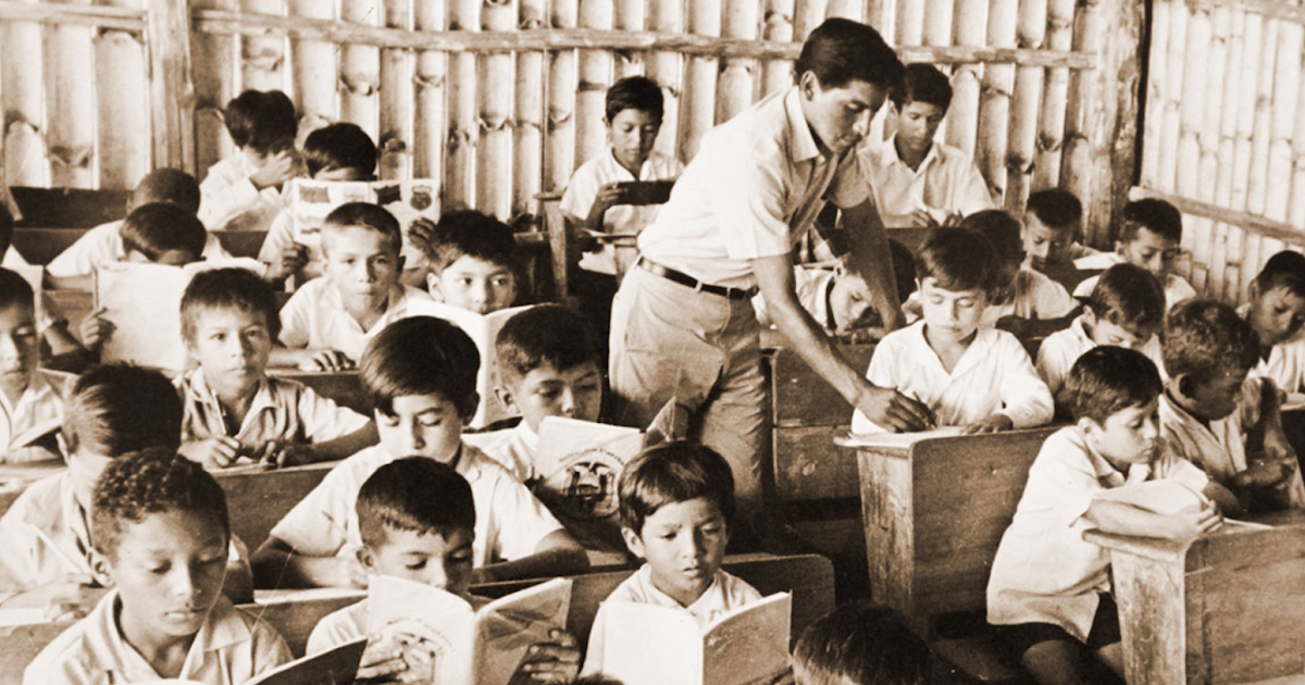 CONTEXTO DE LA EDUCACIÓN ECUATORIANA BIENVEDIDOS A “Contexto
