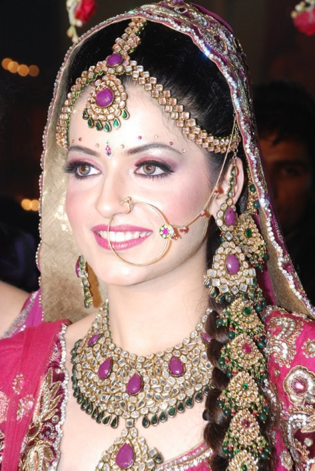 how to choose matha patti style according to face shape