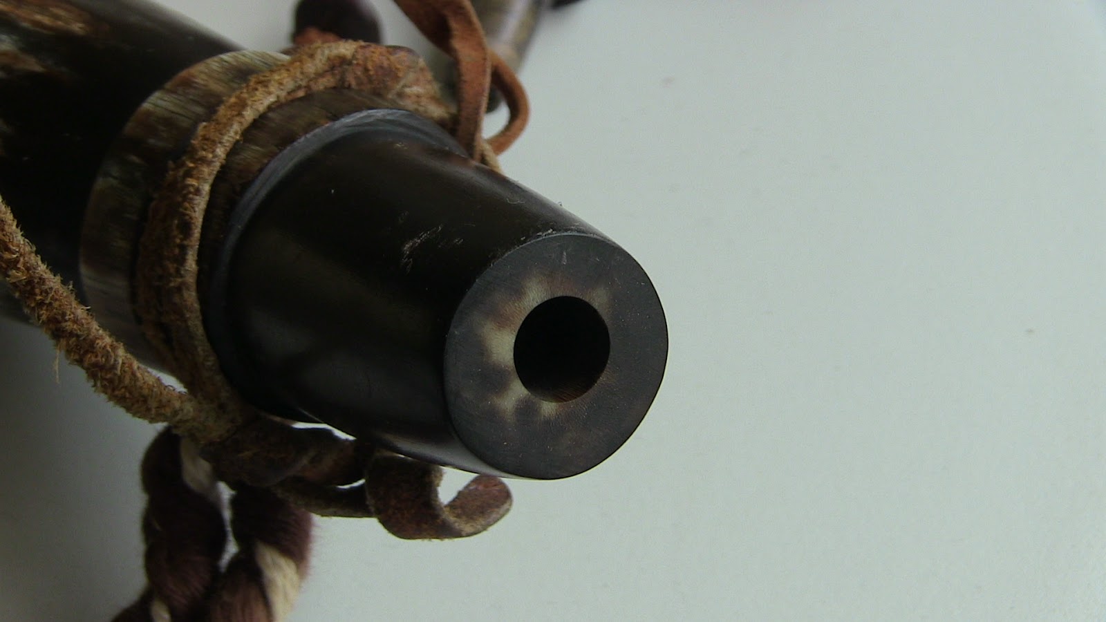 A Woodsrunner's Diary Making A Powder Horn.