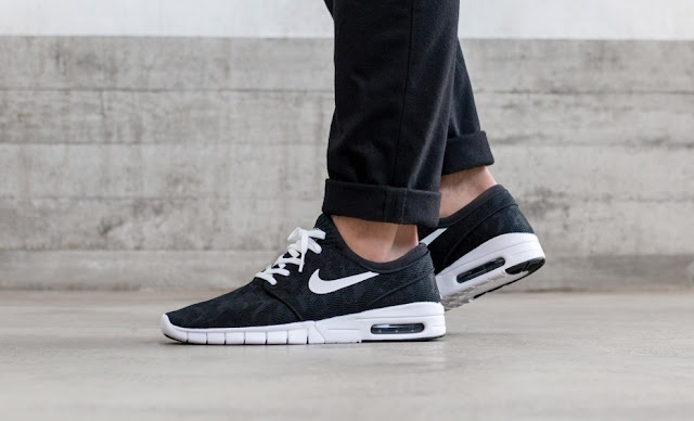 tenis nike stefan janoski max preto