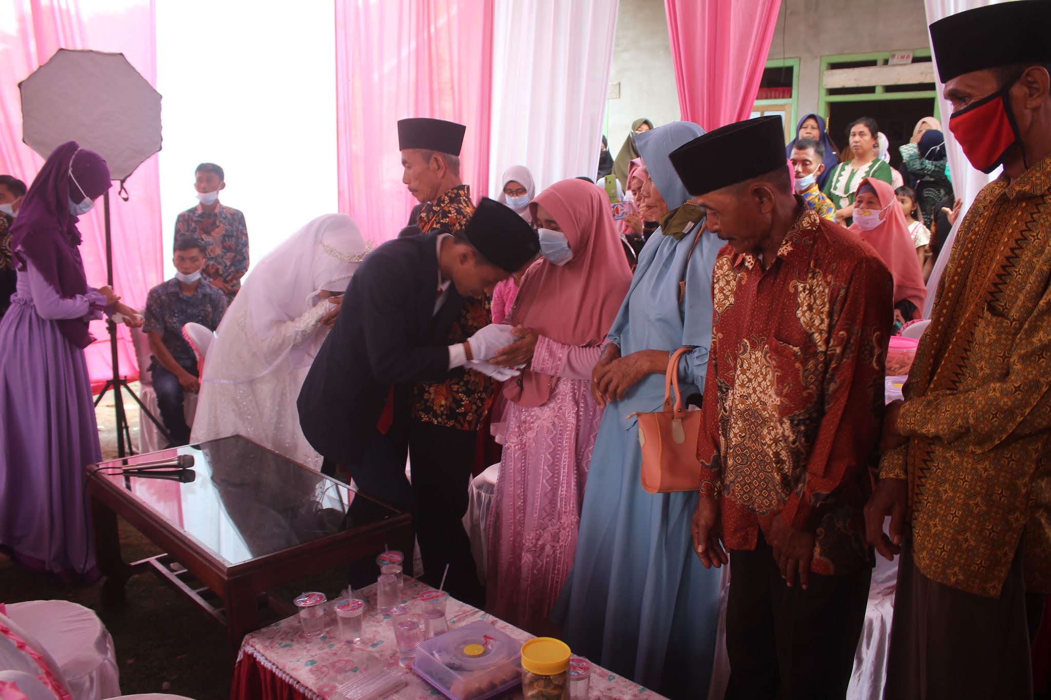 TEKS SUNGKEMAN ACARA PERNIKAHAN - debipranata.com
