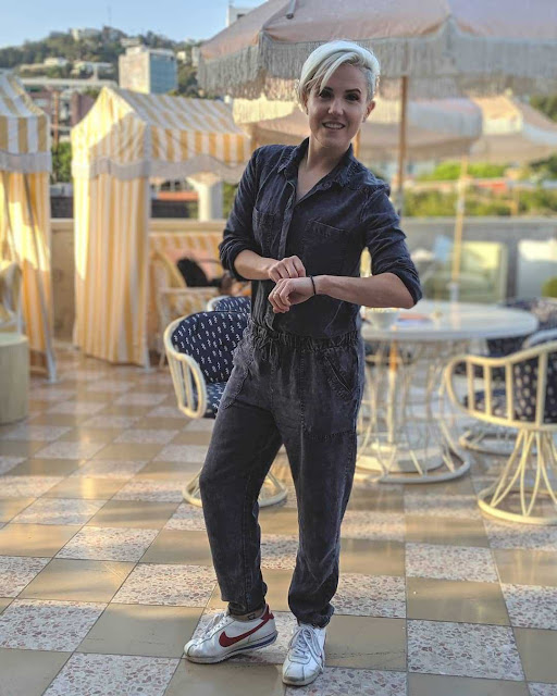 American internet personality Hannah Hart Photos Collection Navel Queens American internet personality Hannah Hart Photos Collection Navel Queens