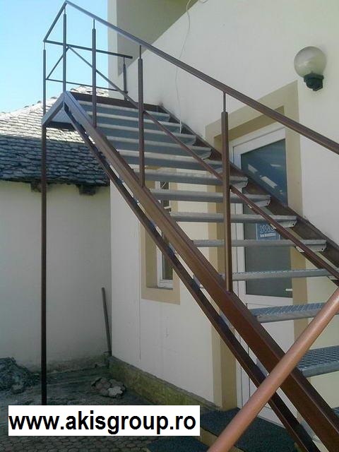 Geländer aus Schmiedeeisen: TREPPEN